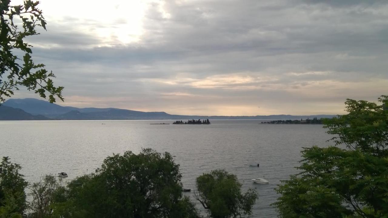 Note Di Lago Манерба-дель-Гарда Экстерьер фото